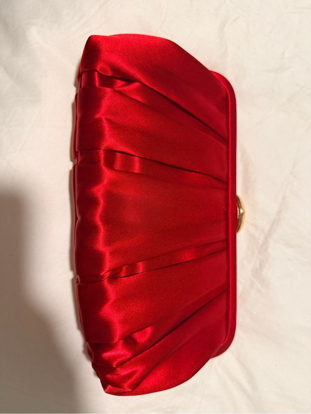 Red Satin Pleated Evening Clutch - Picture 3 of 5